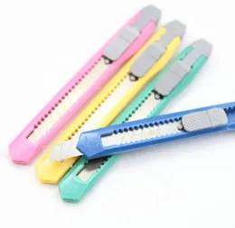 2021 Cheapest mini Utility knife office school student paper cutters candy colors multifunction package express knife DIY4898313