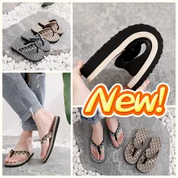 2024 GAI Womens Sandals Mens Slippers Fashion Floral Slipper Rubber Flats Sandals Summer Beach Shoes low price 39-45
