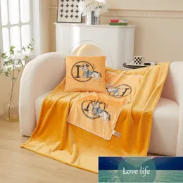 Tasarımcı Ins Style Flanel Yastık Battaniyeleri Ev Çift Amaçlı Yastık Battaniyesi İKİ ADA BOOPA YAKA OFİSİ KULLANICI BATTOKLARI