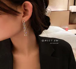 Stud HighLevel Circle Full Diamond Korean Fashion Temperament Long Simplicity Personality Cold Net Red Wind Earrings FemaleStud9966152