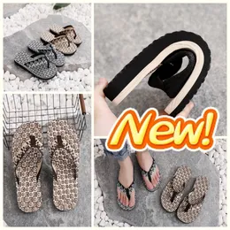 2024 Gai Womens Sandals Mens Slippers Fashion Floral Clipper Rubber Flats Sandals Summer Beach Shoes Low Big Lig