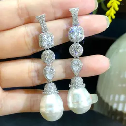 Kolczyki Dangle Kellybola Trendy luksusowy wysokiej jakości wisiorek Pearl wisiorek Pełny CZ cyrkon wesel