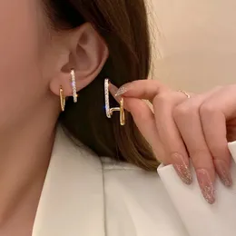 LATS Design Oregelbundet Ushaped Gold Color Earrings For Woman Korean Crystal Fashion Jewelry Ovanliga tillbehör Girls 240227