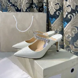 Lyxiga höga klackar Slingback Pump Rhinestone Designer lägenheter Kvinnor Patent Läder Fashion Ladies Point Toe Dress Shoes 6.5cm