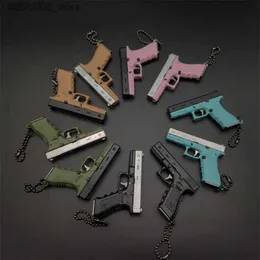Sand Play Water Fun 1 3 Glock Shell Eject Metal Keychain Model Toy Gun Miniature Alloy Pistol Collection Toy Gift Pendant Q240307