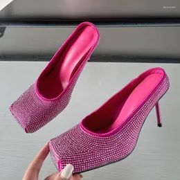 Scarpe eleganti Sandali con punta quadrata in raso di cristallo Donna 2024 Décolleté con tacchi alti sottili sexy Lucidi Pantofole con tacco a spillo