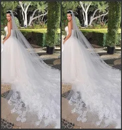 Brautschleier Kim Kardashian New Charming White Ivory One Tiered Cathedral Bride Wedding Veil Custom 3 Meter Lace3240713