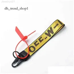 Keychains Lanyards Fashion Off White Keychain Key Chain Transparent Rubber Jelly Letter Print Men Women Canvas Camera Penda 7778KWW5KWW5