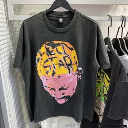 Moda Giyim Erkek Tasarımcı Tees Tişörtleri 2023 SS Hellstar Studios T-Shirt Modeli Br Pamuklu Gevşek Kısa Kollu Tee Saf Tshirts Rock Hip Hop Topso4y5