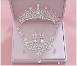 Brudtillbehör 2019 Silver Crystal Bridal smycken sätter halsbandörhängen krona bröllop smycken tillbehör julklapp7389618