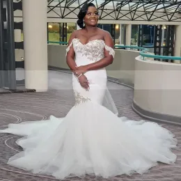 Abiti da sposa a sirena per ragazza africana bianca con spalle scoperte Abito da sposa in cristallo Tulle con fondo gonfio Abiti da giardino De