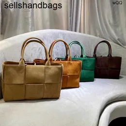 トートバッグ [OVRL] Large Arco suede bag DHgate.com:Womens Genuine Leather Suede Woven Handbag Tote