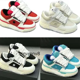 Casual Ri Ma1 Amirliness Fashion Outrole Amari Shoes Sneakers Mens I 90s Classic Amri Men Designers Amirirliness Exaerated genomskinlig gummi AM AMI MA1 SET WI