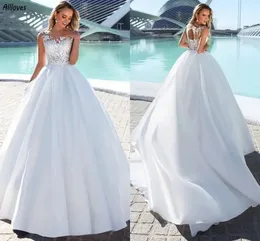 Moderne weiße Satin-Hochzeitsdesses in A-Linie, glamouröse bestickte Spitze, Boho-Garten-Strand-Brautkleider, Bateau-Ausschnitt, Schnürung am Rücken, moderne Damen-Brautroben von Mariee YD