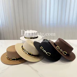 Designer Straw Hat Summer Men Women Fashion Beach Hat Luxury Metal Letter Hat Sun Protection Flat Bucket Hats Travelling Gentleman Hat