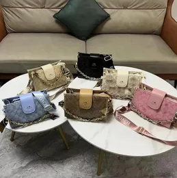 2024 NY DESIGNER NY STIL BAG WOMENS Simple Crossbody Messenger Small Square Pu Handväska Purs Wallet 6 Färger Kedjeväska