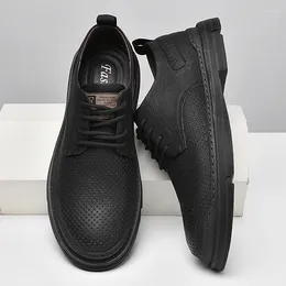 Scarpe casual 2024 Ly uomo estivo Oxford in vera pelle morbido uomo stringato solido ritaglio pelle bovina Oxford formali