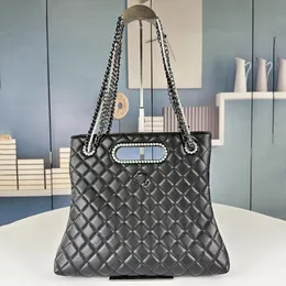 Klassische Designer-Handtasche, luxuriöse Damen-Unterarmtasche aus Retro-Schaffell, modische Umhängetasche, 23A-Perlen-CC-Kette, schwarze übergroße Einkaufstasche