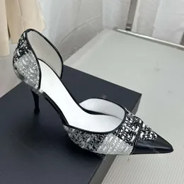 Designer Womens Heels Dress Shoes Career Pumpar Classic Letter Buckle Hollow 7cm High Heeled Leather Sexy Pointy Wedding Evening Shoe