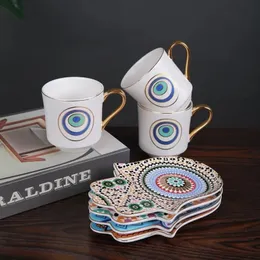 Türkische Kaffeetasse und Untertasse Set Devils Eye Hamsa Handschale Europäisches Retro-Hängeohr Kreative Keramiktasse Geschenk 240222