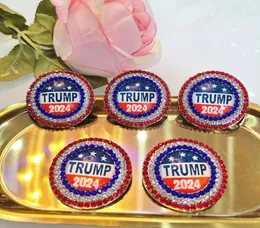 Broschen Trump 2024 Brosche Pins Save America Again Rot Blau Anstecknadel Hemd Tasche Abzeichen Dekoration3041369