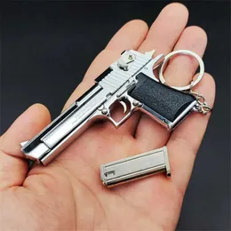 Gun Toys 1 3 high quality metal Model Desert Eagle keychain toy miniature pistol collection with alloy pendant for gift 240307