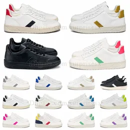Luxury Designer Shoe V-10 Campo Casual Shoes V10 12 Urca Lace Up Genuine Leather Suede Mens Women Sneakers Triple Black And White Sky Blue Pink Beige Tenis Canvas Scarpe