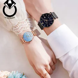 Valentines Day Gift Culis r Kesnr Couple Watch Pair of Fashion Mens and Womens Quartz Watches in Gift Box
