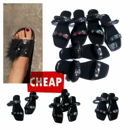 2024 Designer Slides Mens Women Slippers Summer Sandal Slide Platform Ladies Hme Fashion Shoess Striped Causal Slipper GAI