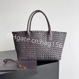 Borsa CABAT di BV Borsa tote Shopping Borsone in pelle di pecora a specchio ad alta capacità Borsa Andiamo lavorazione manuale tessitura morbida pelle di agnello Borsa sottobraccio Lai borsa griffata 10A