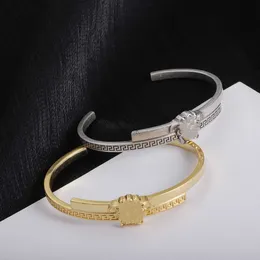 Punk Silver Medusa Golden Bangle braccialetti da uomo designer apertura non sbiadito braccialetto unisex per amanti regalo oro 18 carati acciaio al titanio 2438