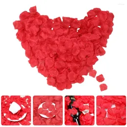 Simulazione del vaso di fiori della decorazione della festa di fidanzamento dei petali di rosa artificiali dei fiori decorativi