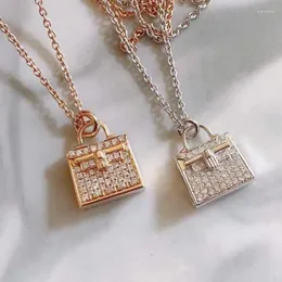 Catene Splendida collana con zirconi geo per borsetta per donne Designer di gioielli di lusso Goth dolce regalo per feste carino adorabile fascino 7137