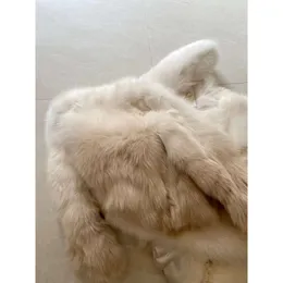 Fox trawiastka płaszcz dla kobiet futra haining młodzież 2023 Autumn/Winter New Edition 863242