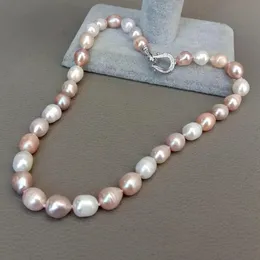 Naturligt sötvatten pärlrosa lila vit ris blandad färg pärlchoker halsband cz pave lås för kvinnor tjej smycken gåva 240228