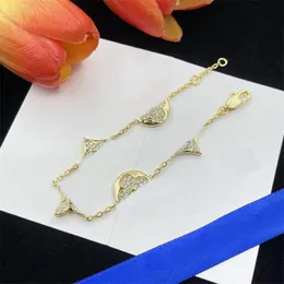 Smyckesdesigner armband älskar charm armband monogram blomma blomma tunna kedja juvelerare pulsera lyx bokstav lås guld armele227b