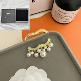 Gold-Plated Luxury Pearl Brooch Brand Designer Boutique Brooch New Love Gift Brooch With Box High-Quality Jewelry Birthday Party Clothing Accessories