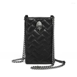 Borsa da donna mobile Kurt Geiger con tracolla a catena con griglia di diamanti. Tracolla in metallo alla moda con testa d'aquila