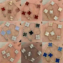 Van Clover Bransoletka projektant czterech biżuterii z liści 4 Cleef Women Charm Bolers Grass Srebrny kolor Walentynki Prezent dla dziewczyny Rose Gold Flowers