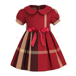 2024 Arrival Summer Girls Princess Dress ShortSleeved Cotton Fashion Casual Plaid Clothes Bow Cute Kids Baby Wear 27 Years 240223