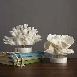 Kreativitet Harts Artificial Coral Handicraft Furnishings White Marble Base Home Decoration Simulation Animal 240306