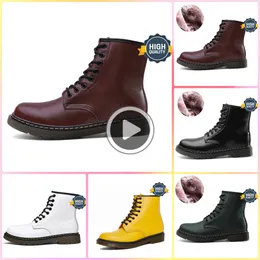 클래식 스무드 가죽 Doc Martenser 여성 디자이너 부츠 Nappa Chelsea 1460 Dr Martinser Woman Yellow Stitch Booties Loafers Airwair Ankle Boot