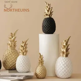 Oggetti decorativi Figurine NORTHEUINS Resina Figurine di ananas dorato Nordic Modern Fruit Statue Desk Decor Art Regalo di Natale Decorazione della casa Accessori T2