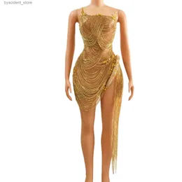 Abiti sexy urbani Sparkly Gold Drill Abito da ballo da donna Sexy See Through Compleanno Queen Outfit Cantante Stage Performance Wear Party Come Luoli L240309