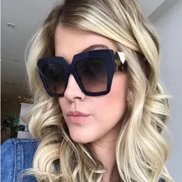 2022 donne di lusso del progettista di marca popolare 0263 SPR 15Y occhiali da sole occhiali da sole moda affascinante occhiali da sole di protezione UV di alta qualità 236C