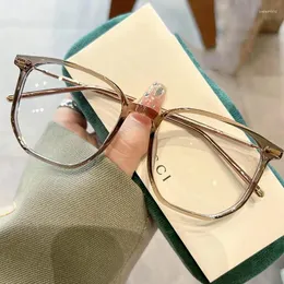 Moda Glases Tasarımcı Açık lens Güneş Gözlüğü Kadınlar Dikdörtgen Güneş Gözlüğü Lens Erkekler Vintage Gölgeler Kalın Çerçeve Çıplak Cam Sunnies Unisex Güneş Gözlüğü Kutu