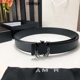 Amirirlies Luxurys Designer Ami Belt Nya röda glänsande bottnar för herrkvinnor Klädtillbehör Bälten Big Buckle Högkvalitativ äkta läderbredd 38 cm midja Awcs