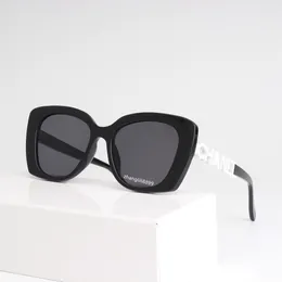 Designer sunglasses fashion sunglasses for women Luxury Side Logo Letter mirror leg inlaid with diamond Beach shading UV protection polarized glasses gift with box