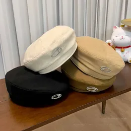 Disel Hats Tasarımcıları Kadın kova şapka beyzbol Diesl Cap Casquette Luxe Şapkalar Erkekler için Sonbahar Yeni D Aile Mektubu Beret Sekizgen Düz Üst Şapka