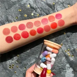 16pcs kapsułka Mini Lipstick Zestaw Matowy aksamitny makaron kapsułki Wodoodporna warga Długość łatwych kolorów kosmetyków 240305